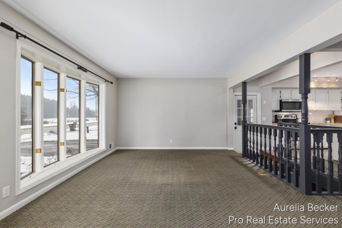 17 Sunset Hills Avenue NW