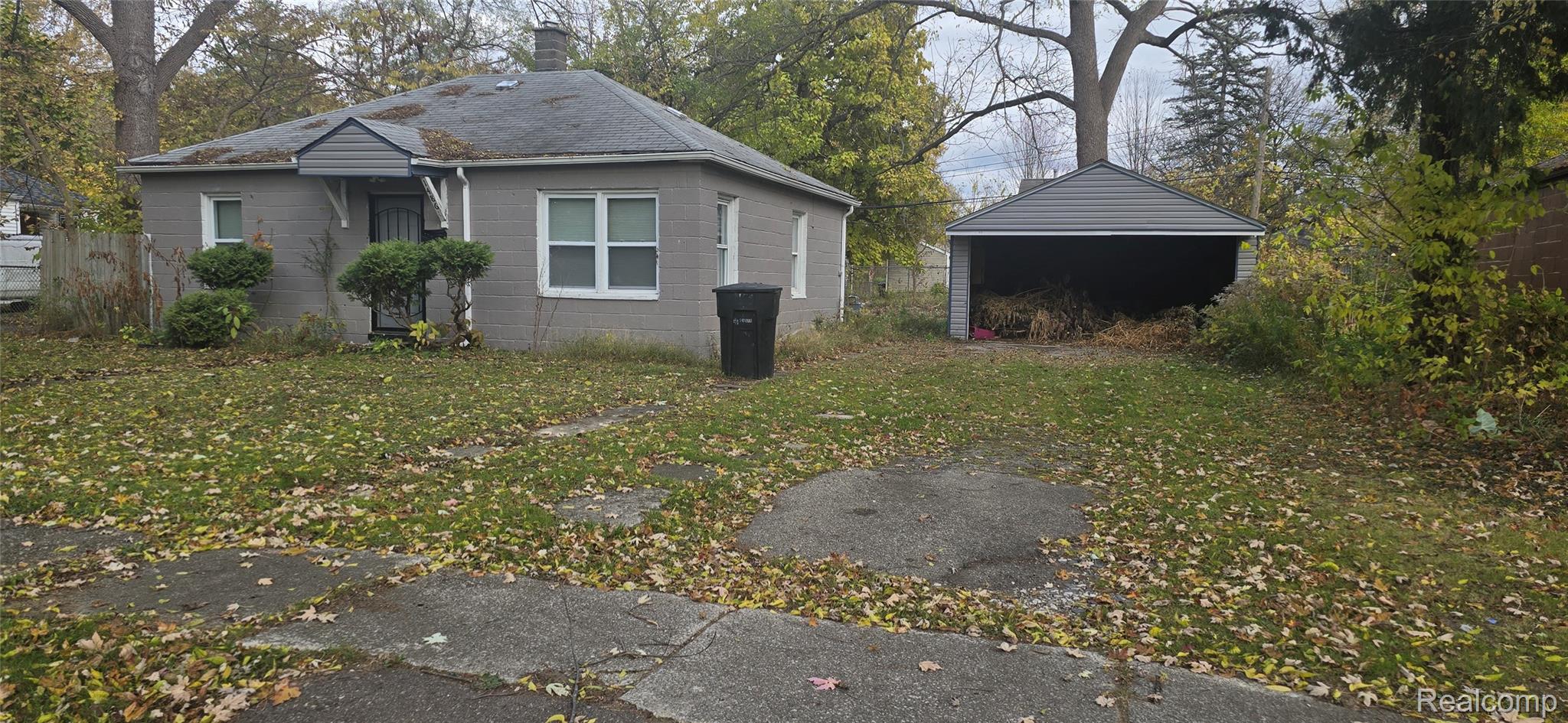 14862 Pierson Street