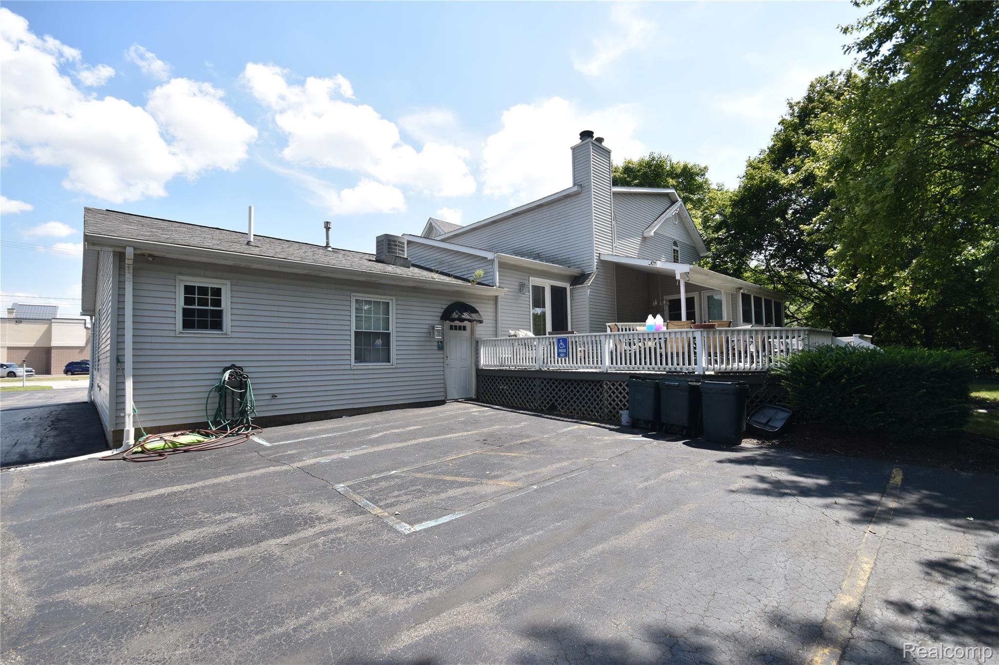 2052 S Dye Road
