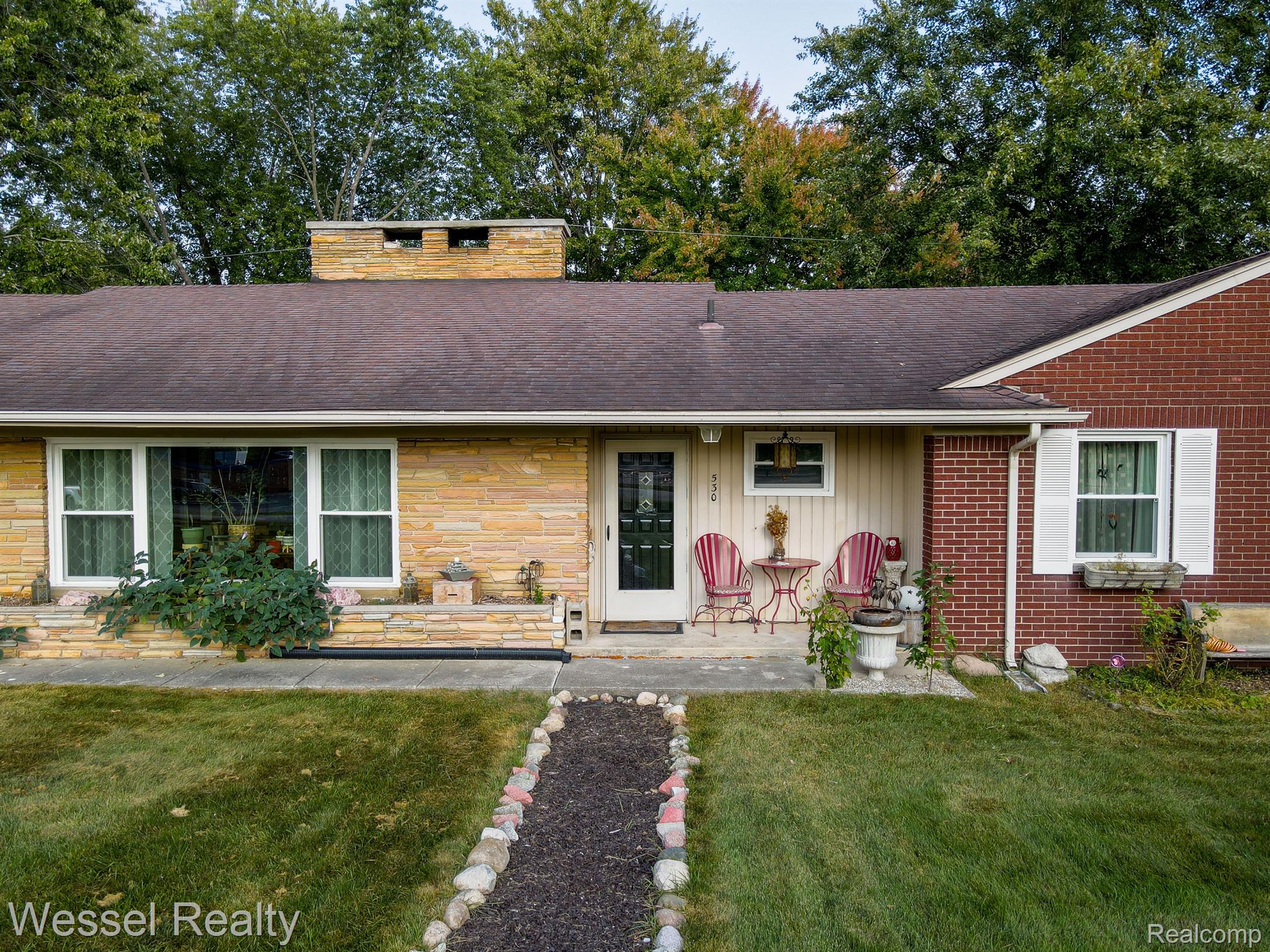 530 N GLASSFORD Street