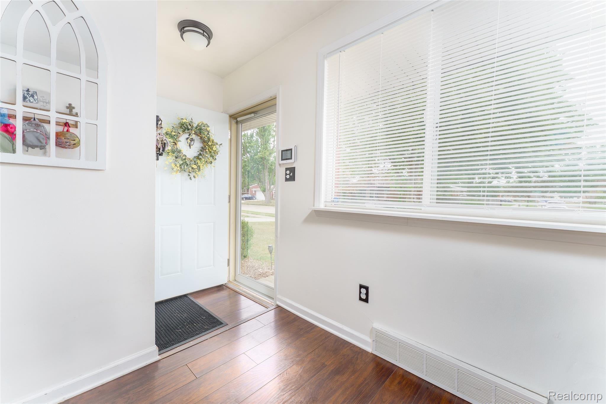 17762 Breezeway