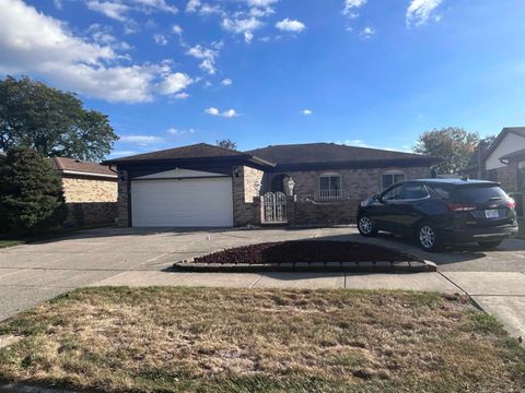 15786 Bexley Street Clinton Charter Township MI 48038