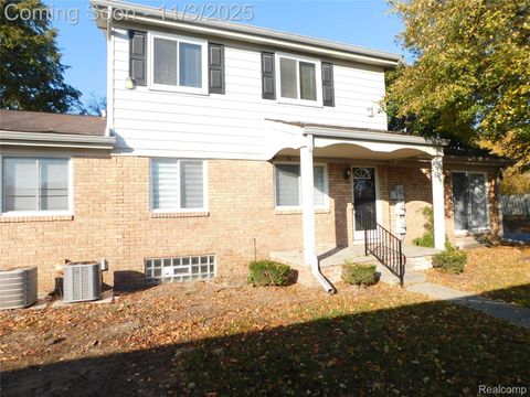 1956 Orchard Crest Street 7 Shelby Charter Township MI 48317