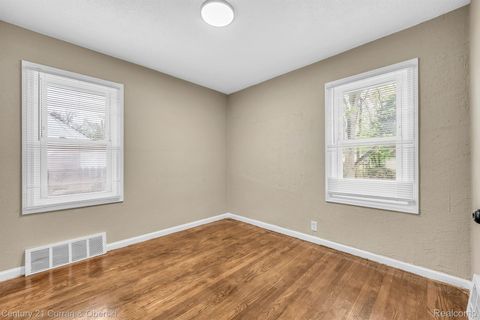 Tiny photo for 9583 STAHELIN Avenue, Detroit City, MI 48228 (MLS # 20261021698)