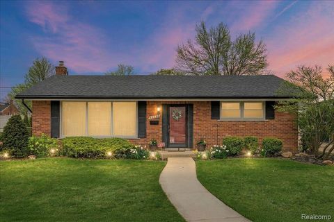 35428 Hathaway Street Livonia City MI 48150