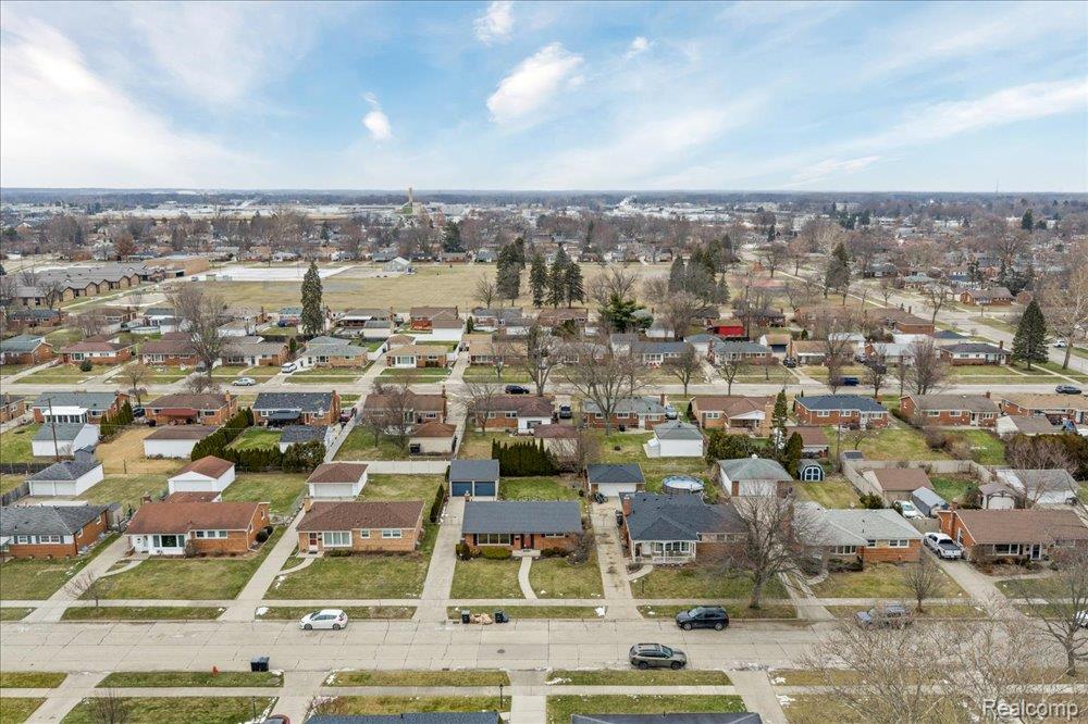 35428 Hathaway Street