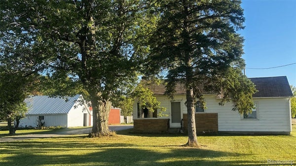 7305 GARY RD, CHESANING, MI 48616 - Image de322e0e3ef2df1e62e7d3c67bfa36a6/4137171069