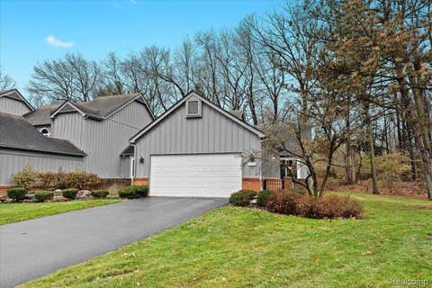 Photo for 28570 VENICE Circle