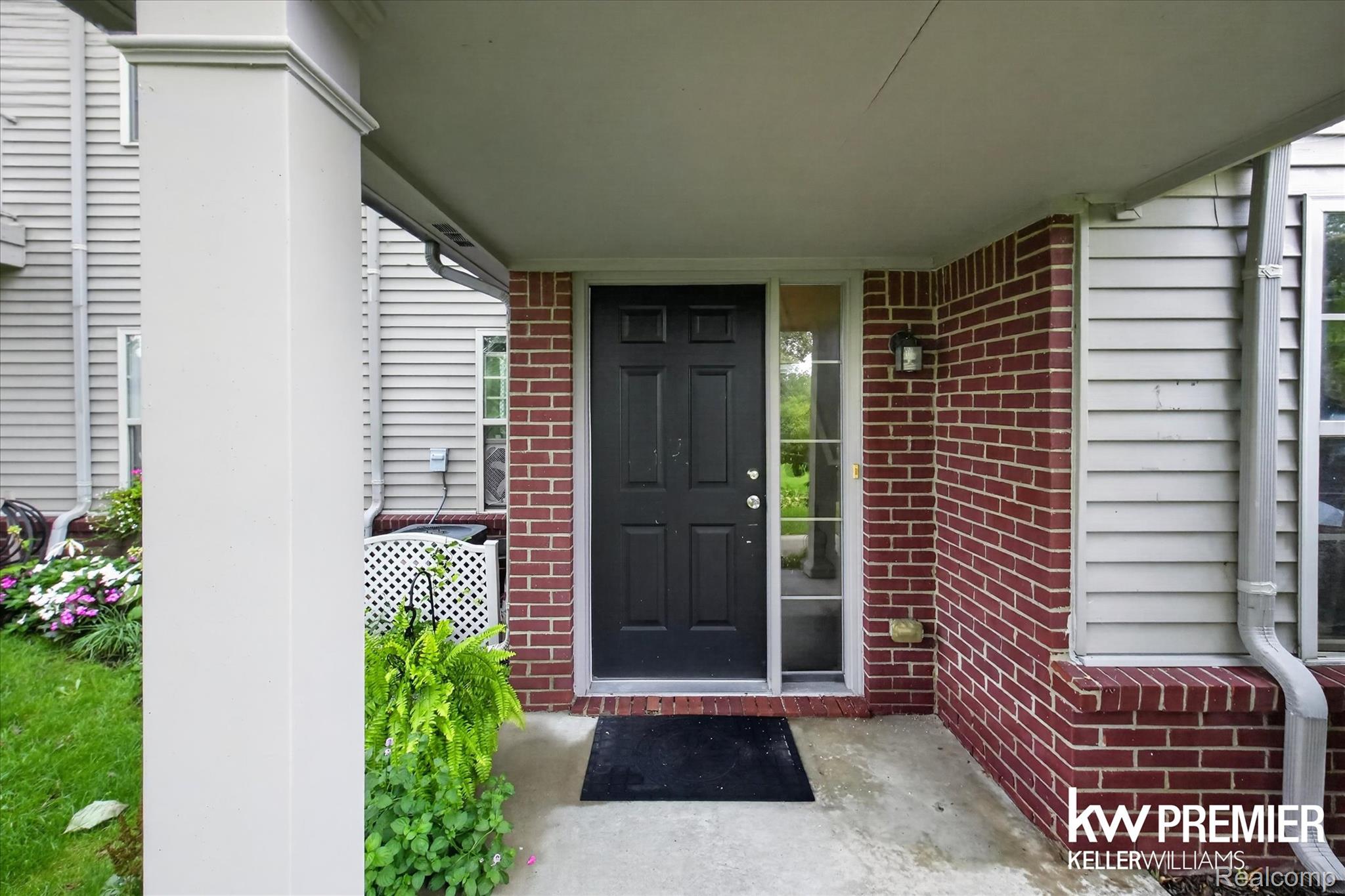 1081 Addington Lane