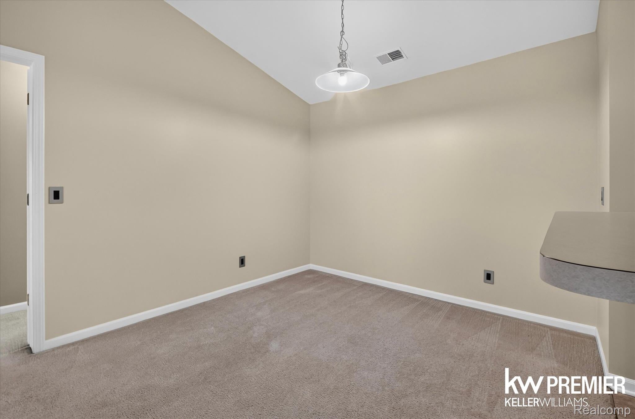 1081 Addington Lane