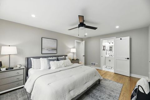 Tiny photo for 340 N Berrien Street, New Buffalo City, MI 49117 (MLS # 69025058020)