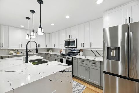 Tiny photo for 340 N Berrien Street, New Buffalo City, MI 49117 (MLS # 69025058020)