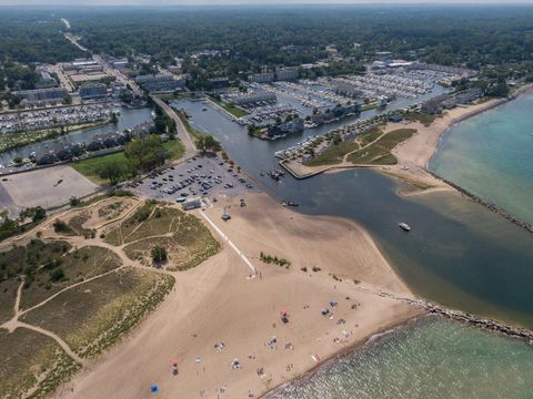 Tiny photo for 340 N Berrien Street, New Buffalo City, MI 49117 (MLS # 69025058020)