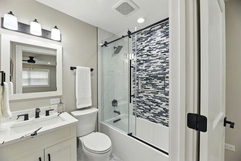 Tiny photo for 340 N Berrien Street, New Buffalo City, MI 49117 (MLS # 69025058020)