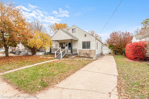 290 Broadacre Avenue Clawson City MI 48017