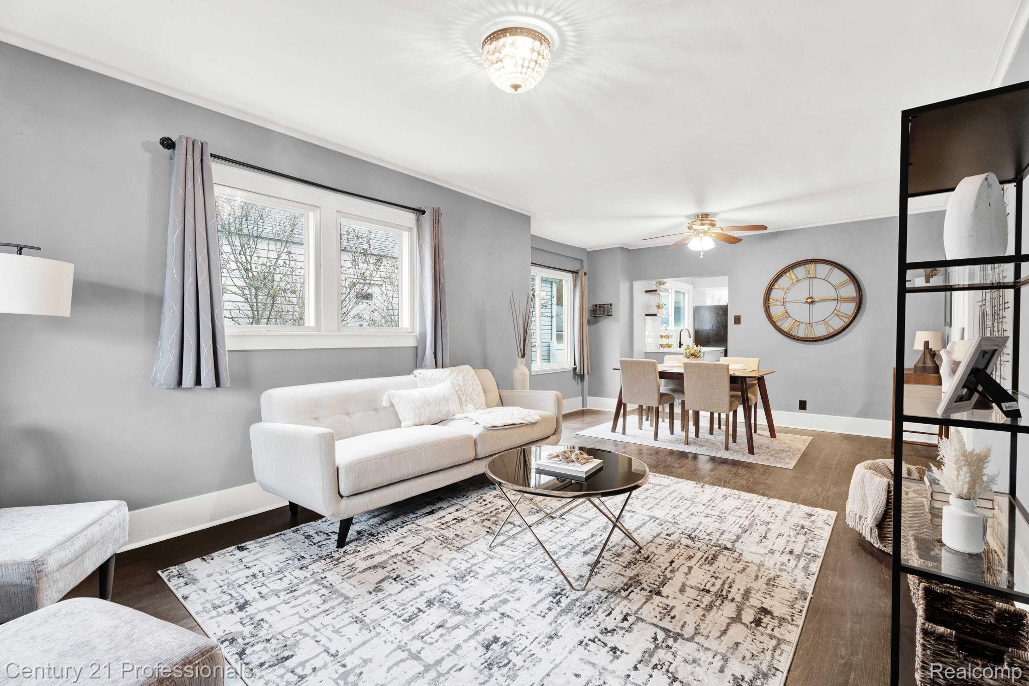 290 Broadacre Avenue