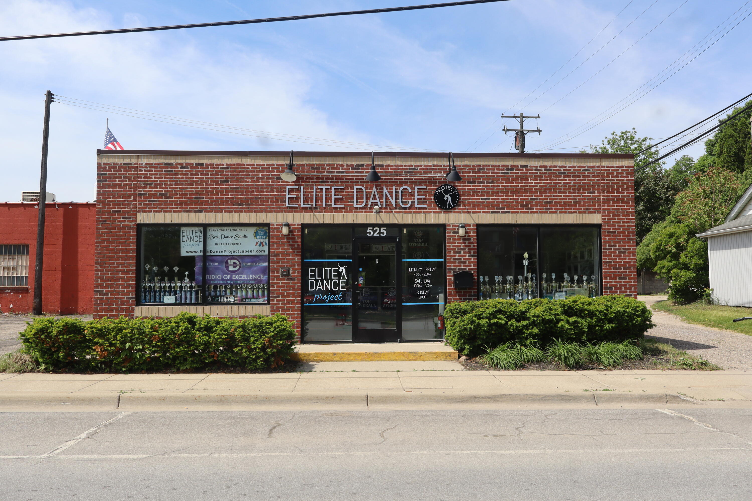 525 N Saginaw Street