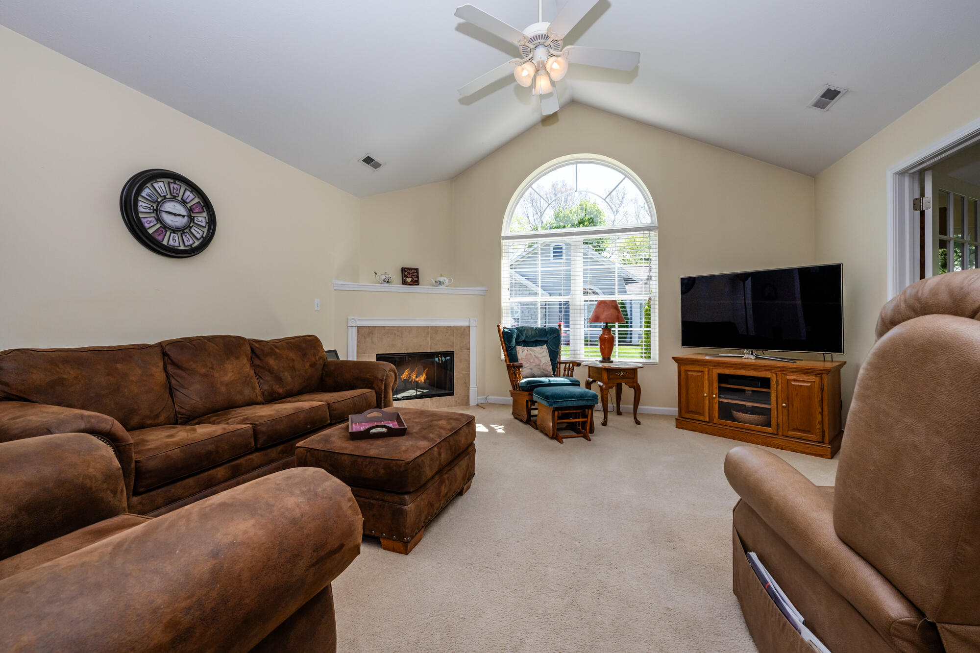 2848 Villa Lane