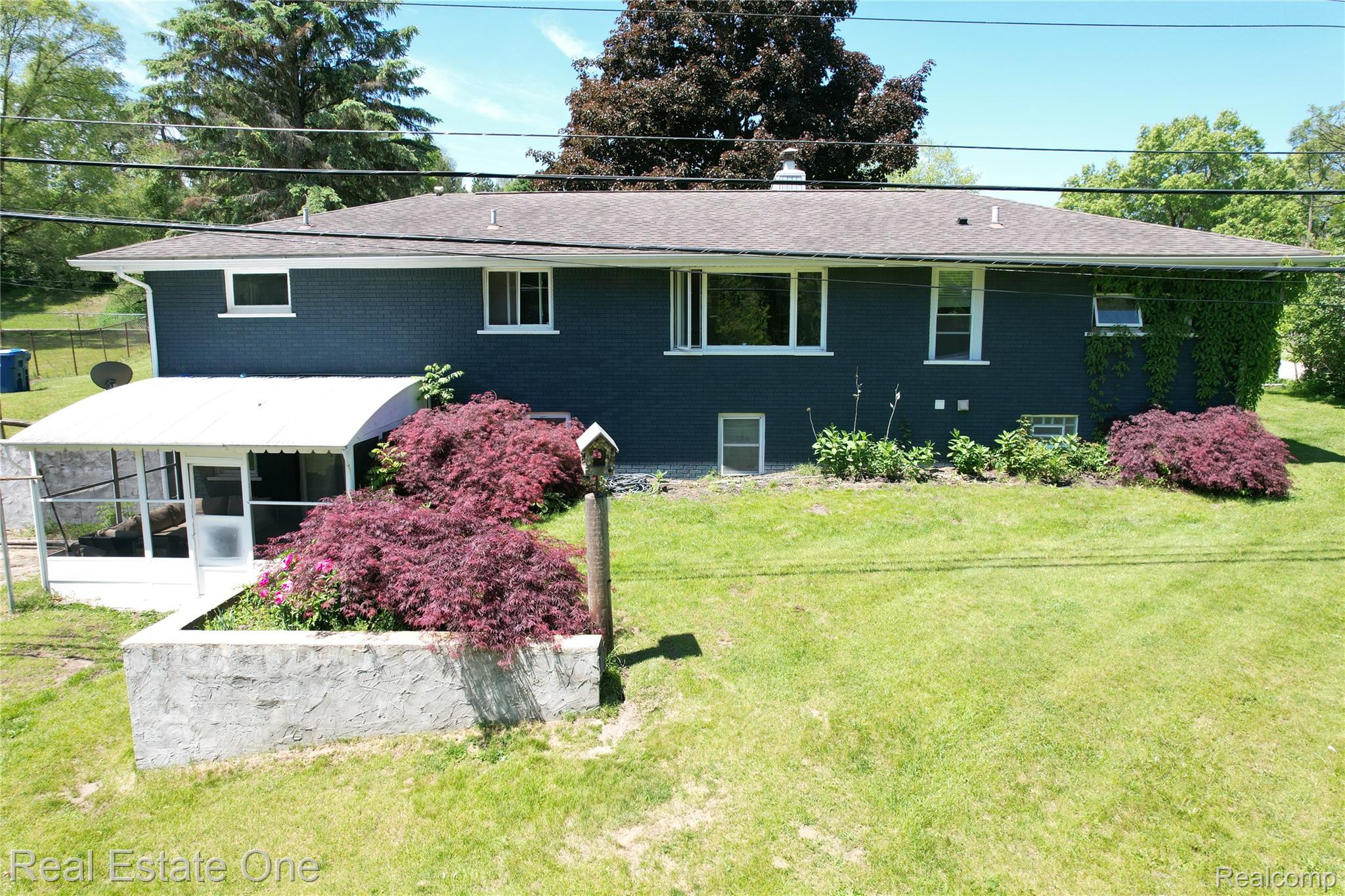 1325 S Hospital Road