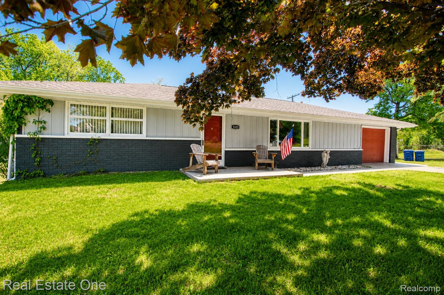 1325 S Hospital Road