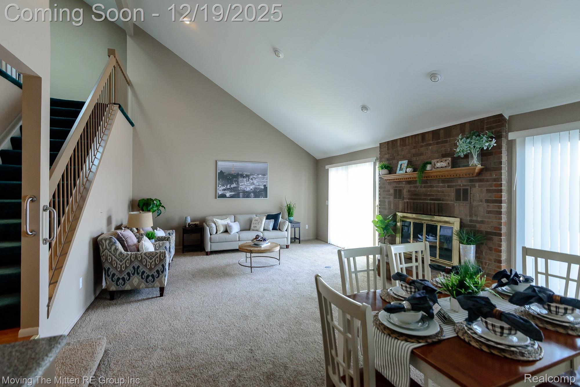 925 N Rosevere Avenue