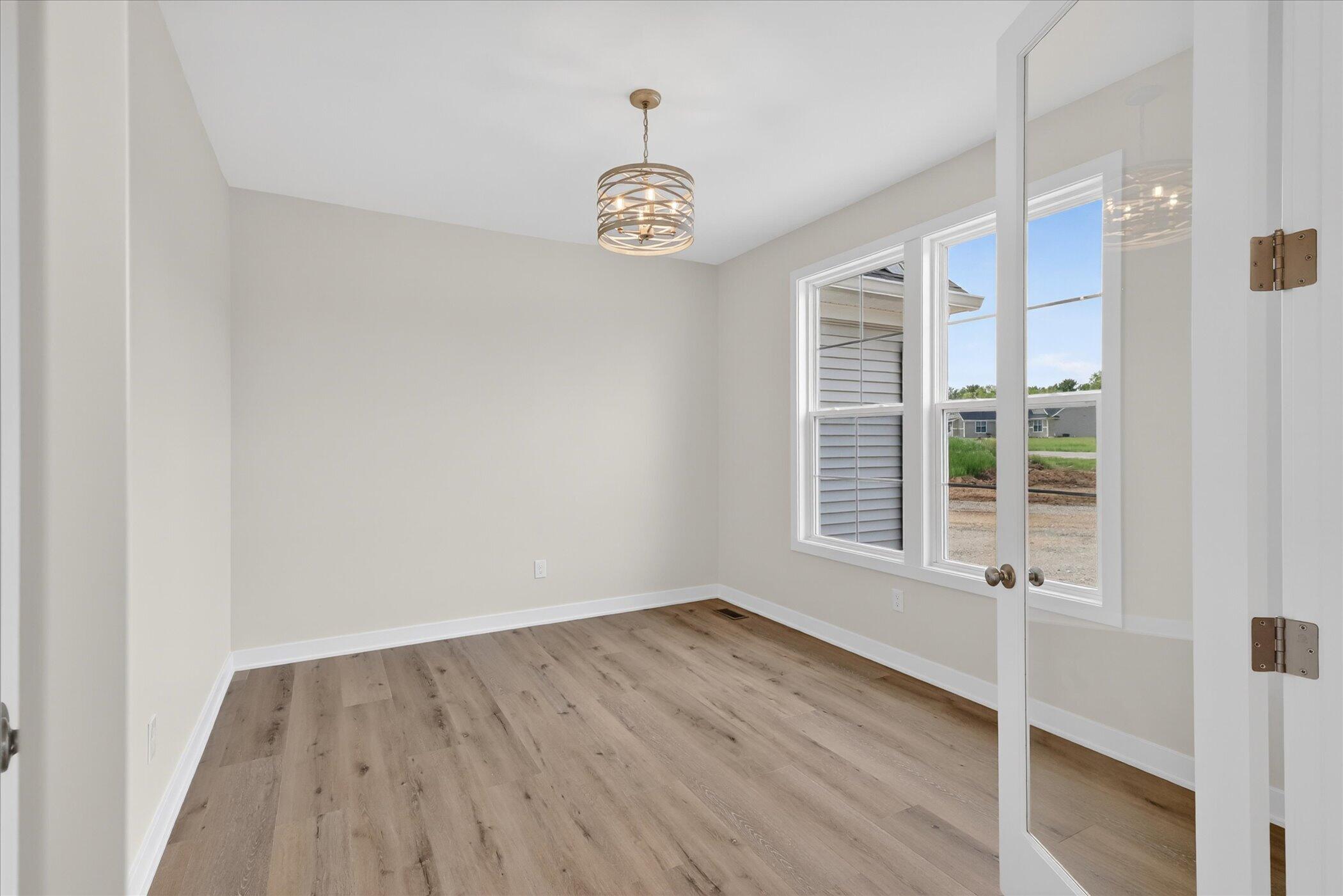 6697 Chaffey Creek Trail