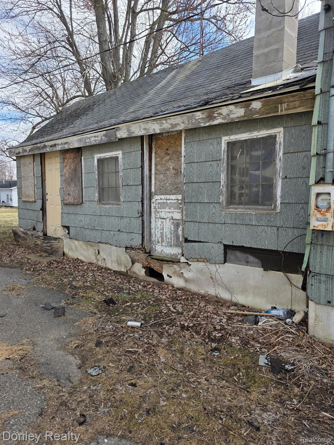 9620 Main Street