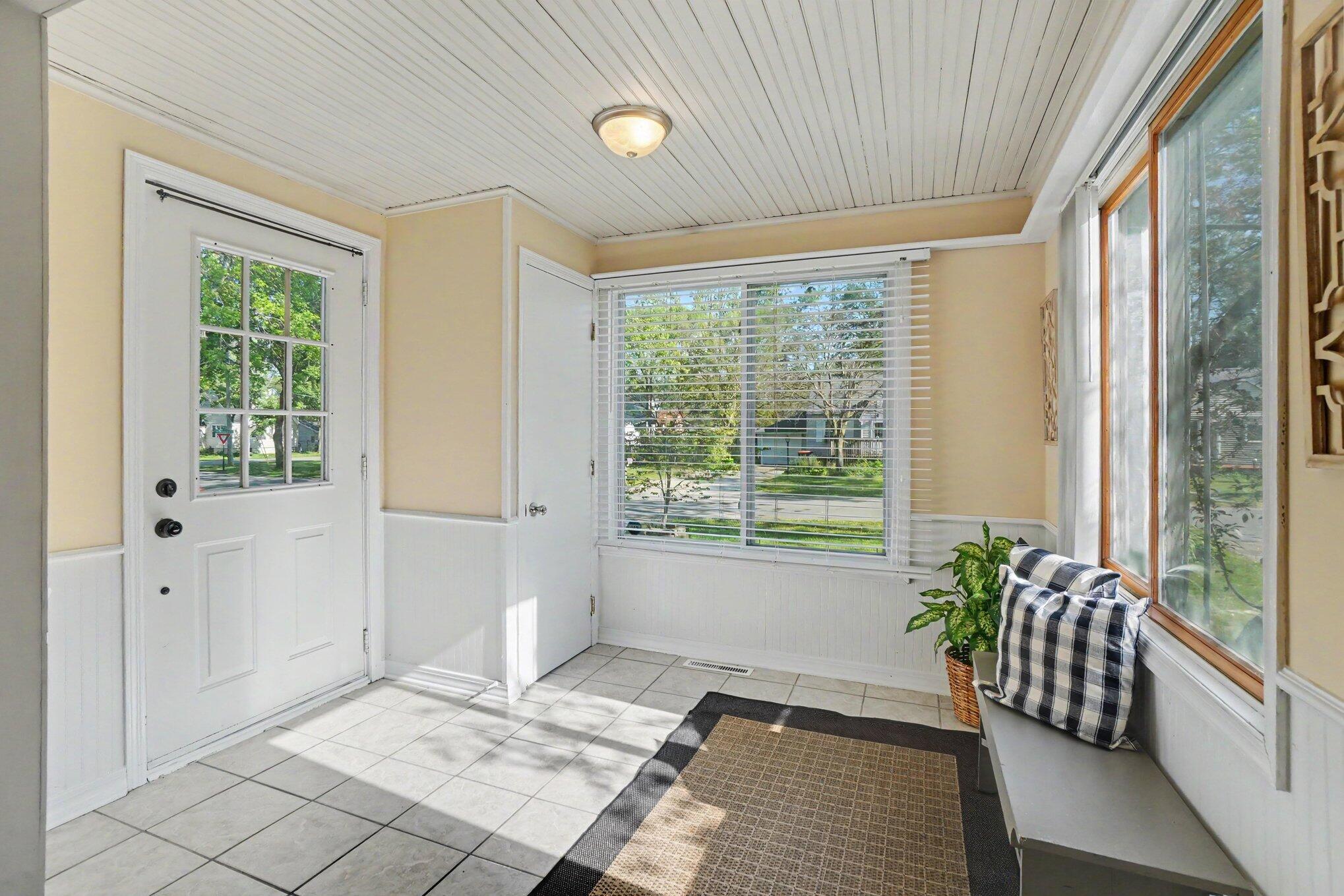 168 E 37th Street