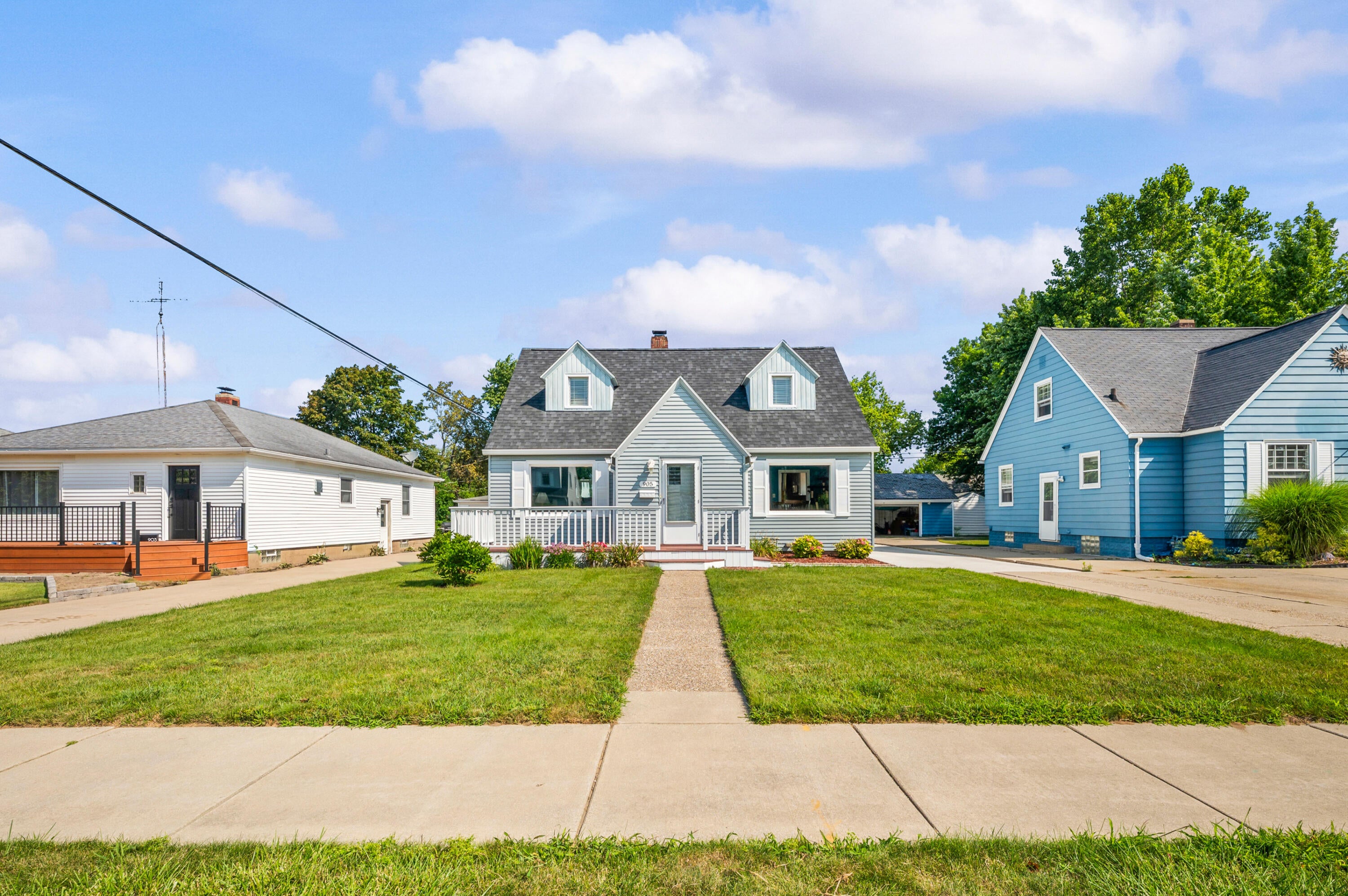 905 Napier Avenue