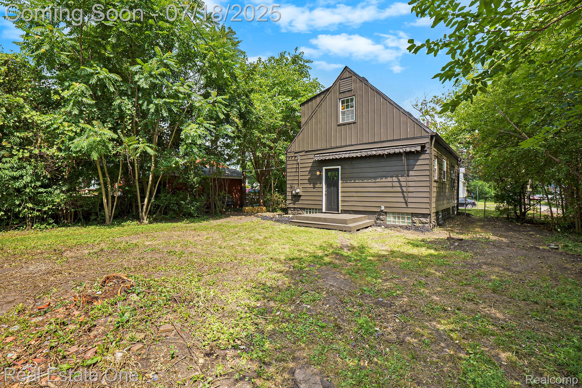 2111 Wiltshire Road