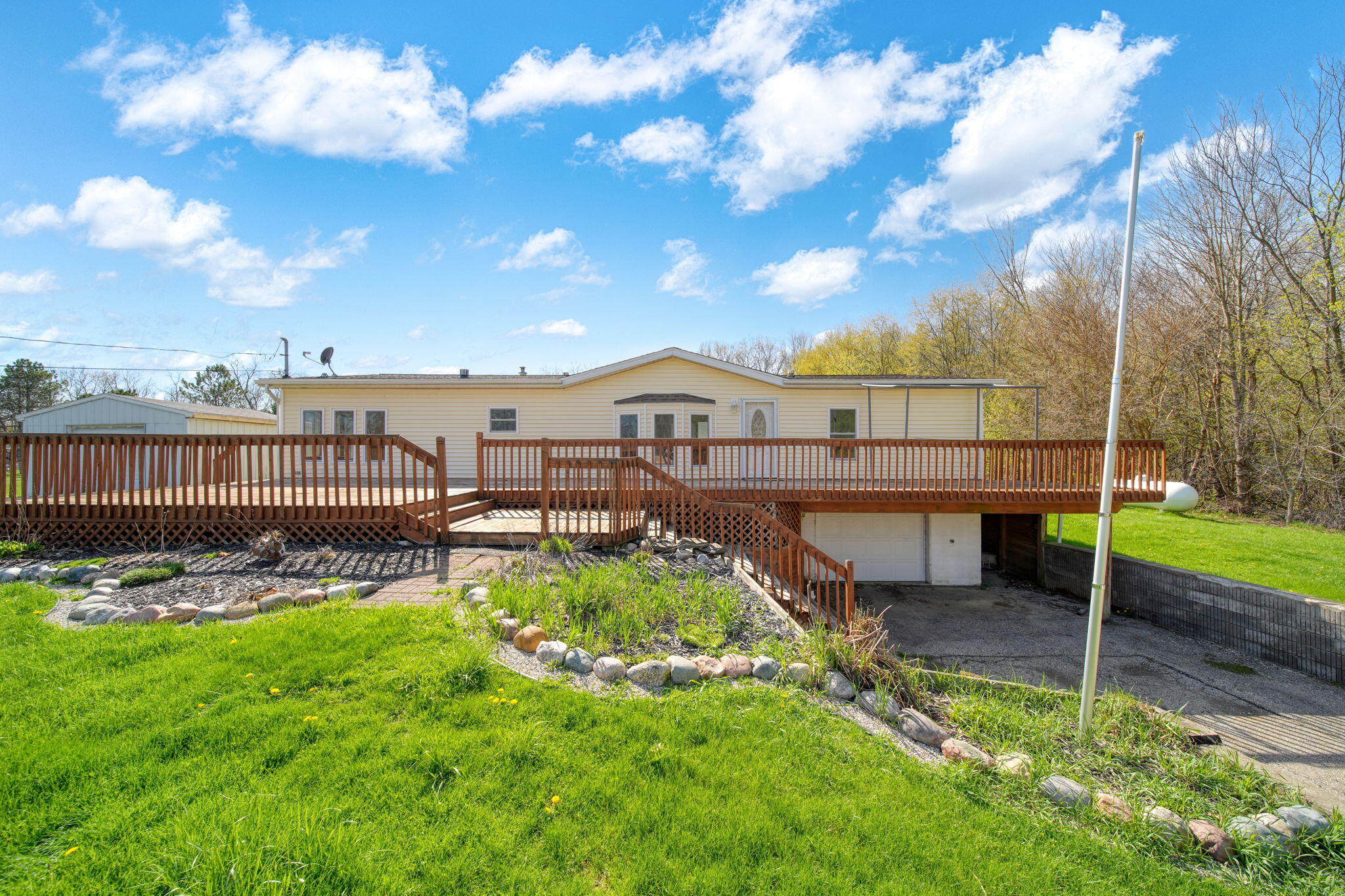 10430 Coon Hill Road