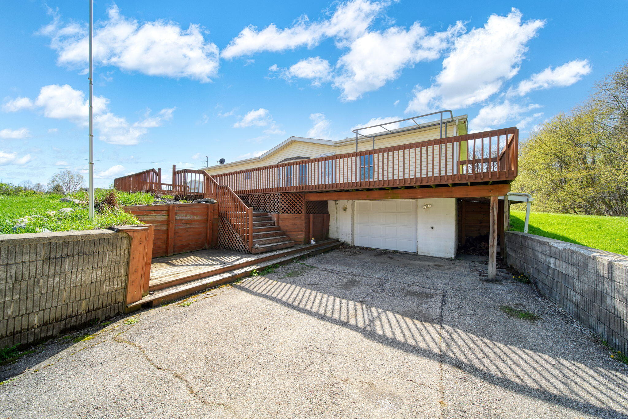 10430 Coon Hill Road