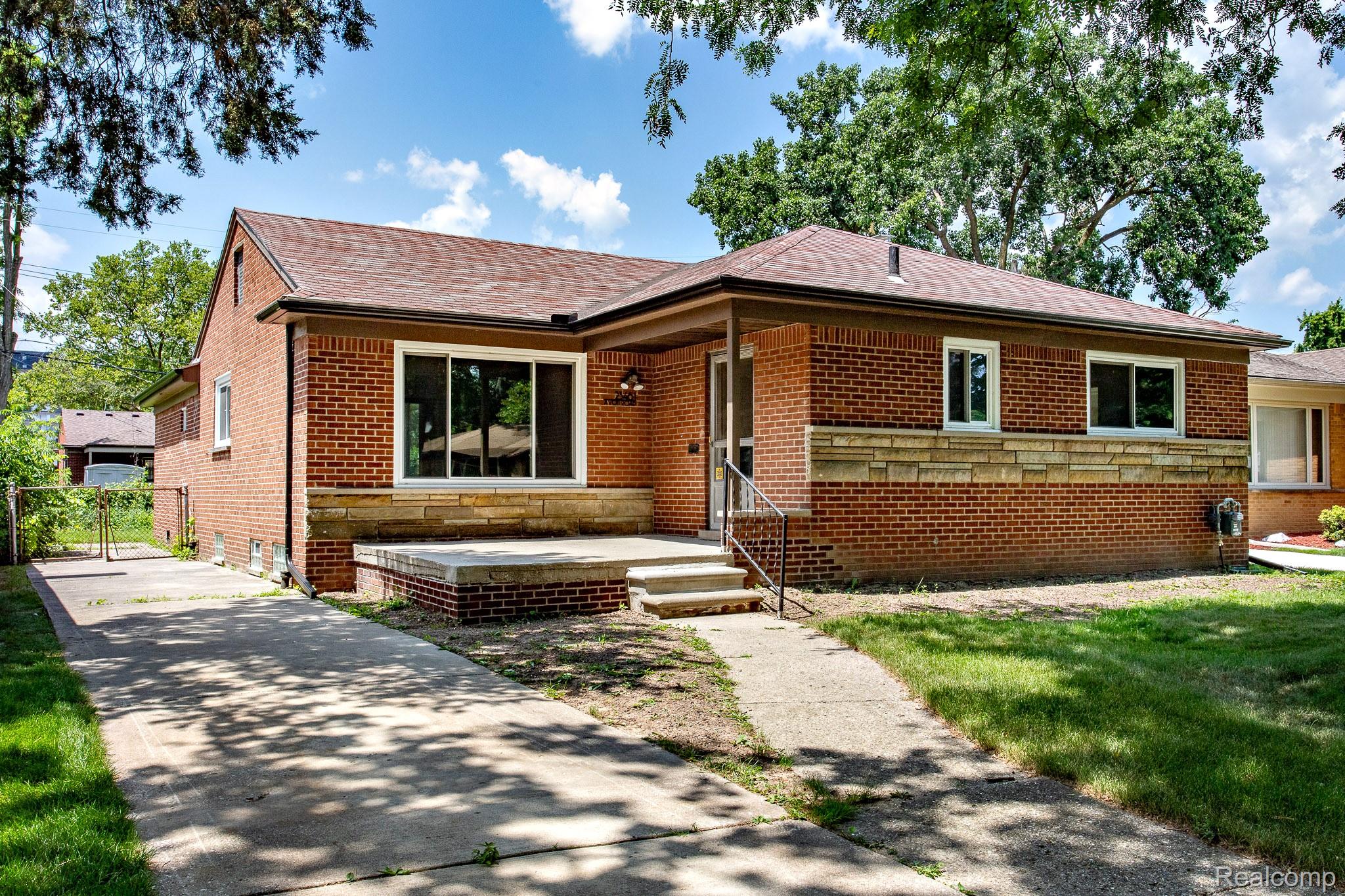 23461 Avon Road