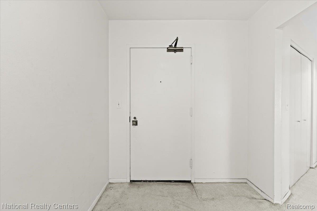 5000 Town Center 408