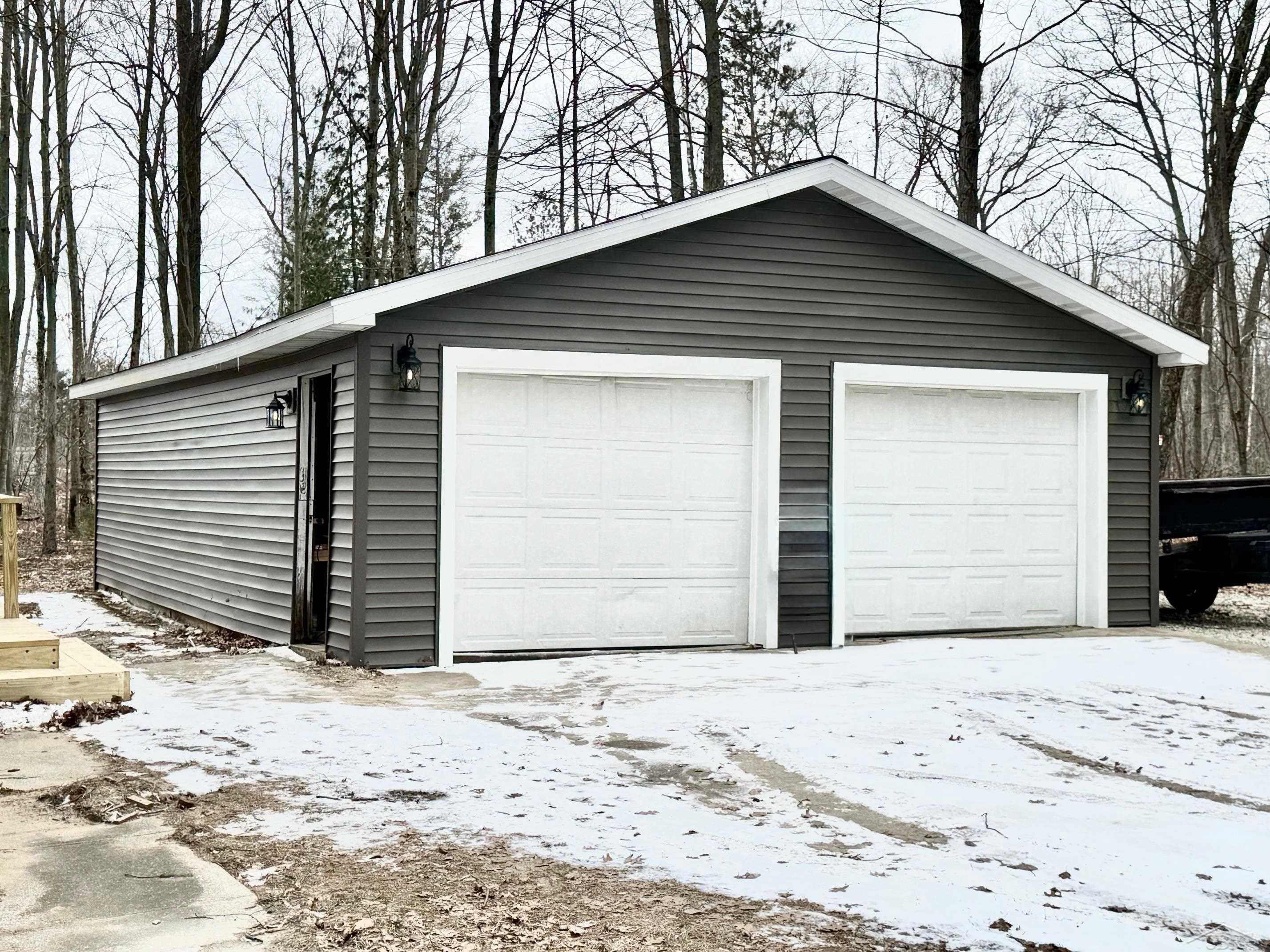 219 S Nine Mile Road