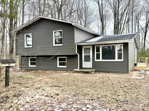 219 S Nine Mile Road Lee Township MI 48640