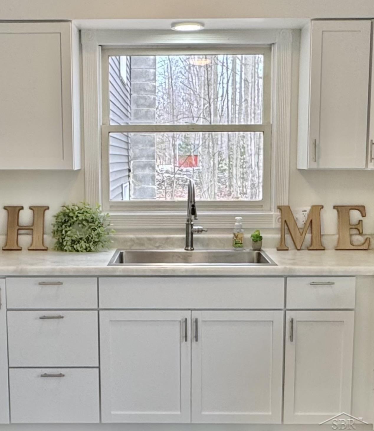 219 S Nine Mile Road