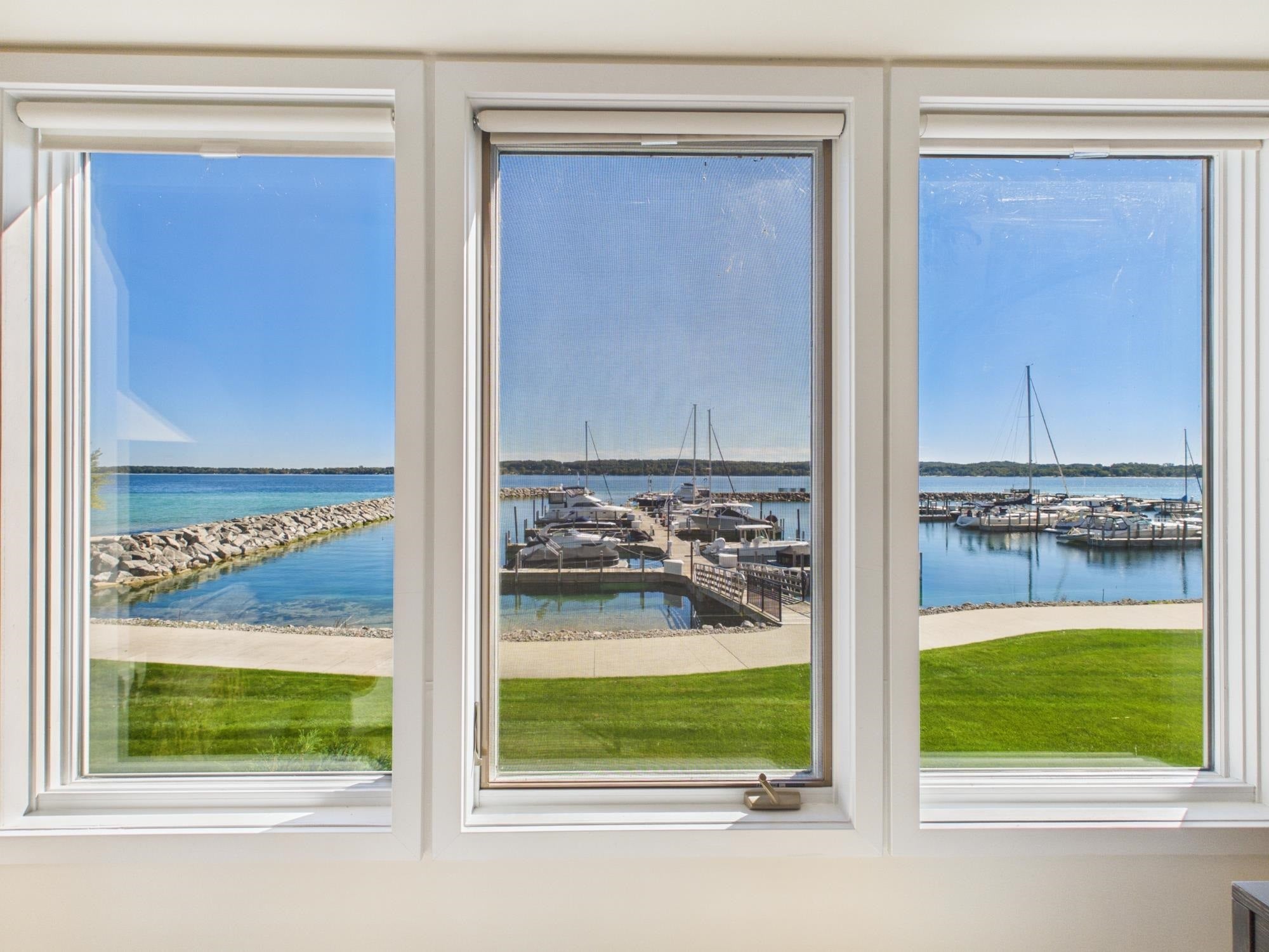 710 N Dockside Circle