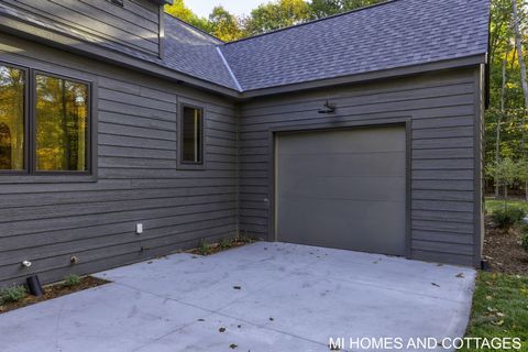 A home in PortSheldonTownship_Ottawa
