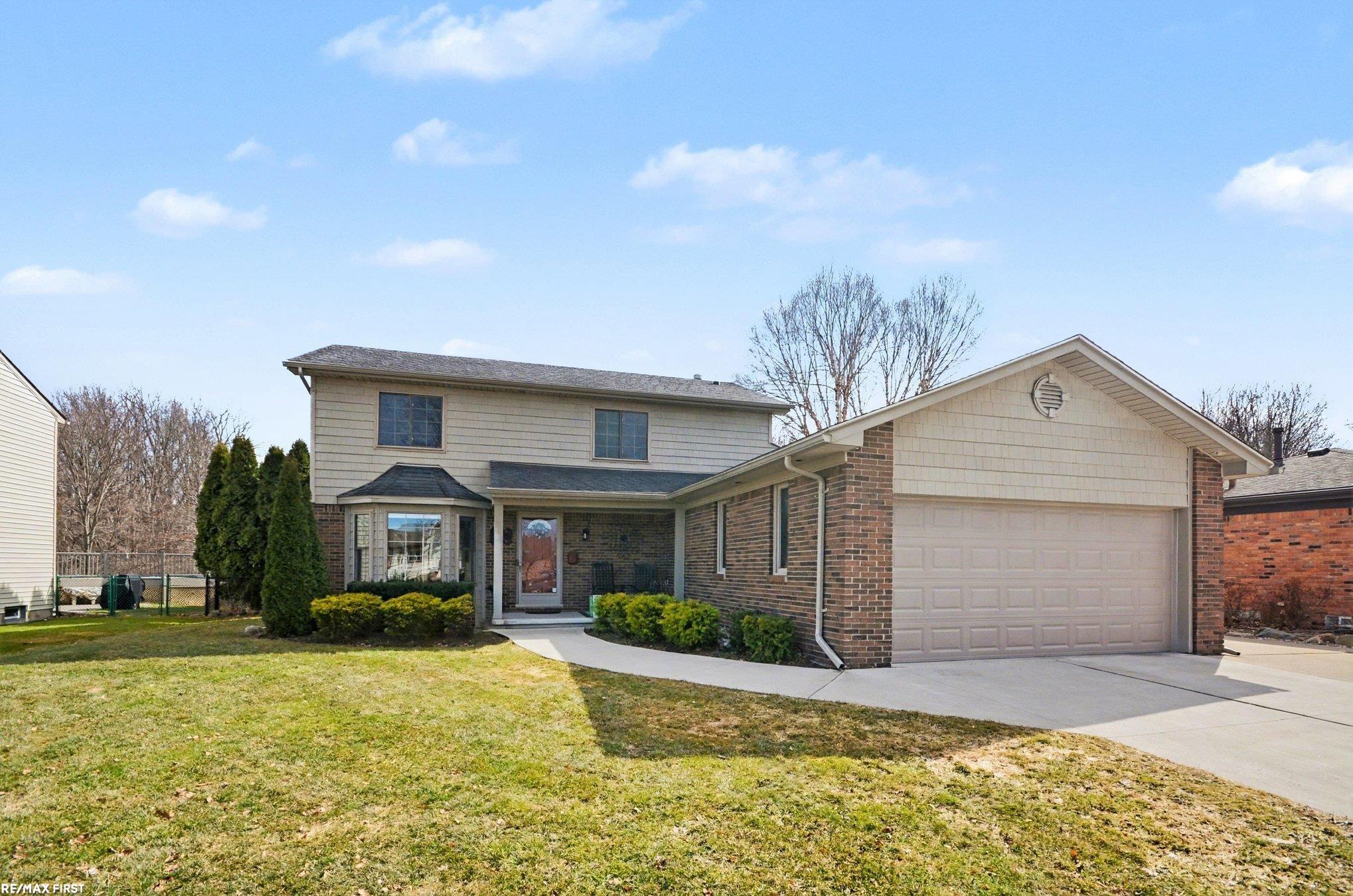 37084 Fox Pointe Drive