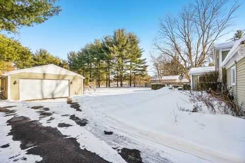 A home in SpringfieldCharterTownship_Oakland