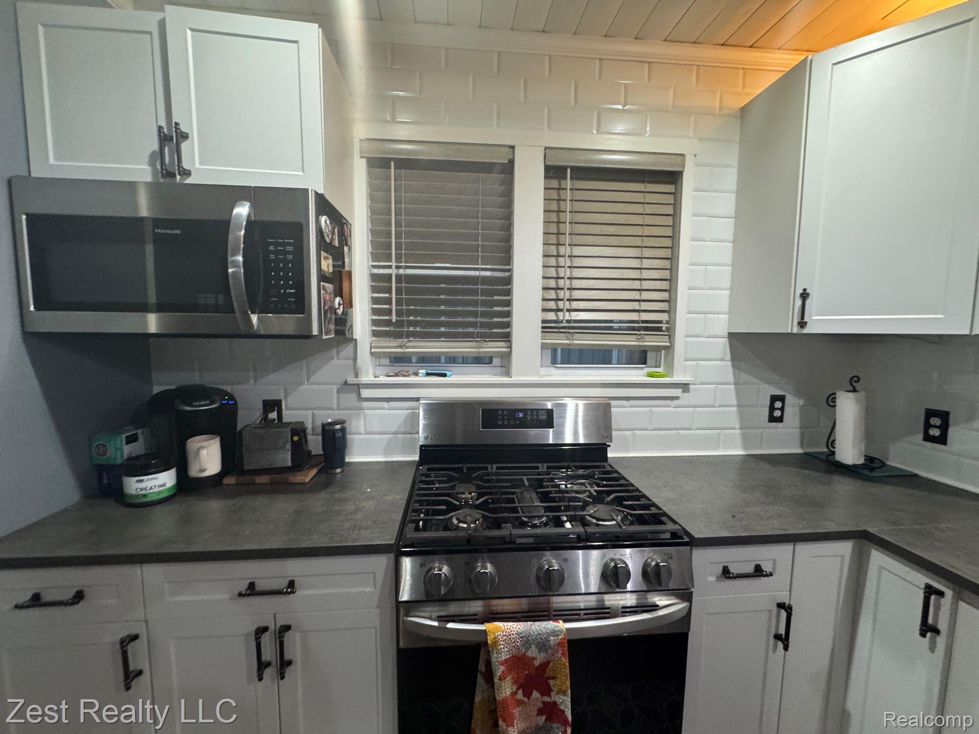 7807 Whittaker Street