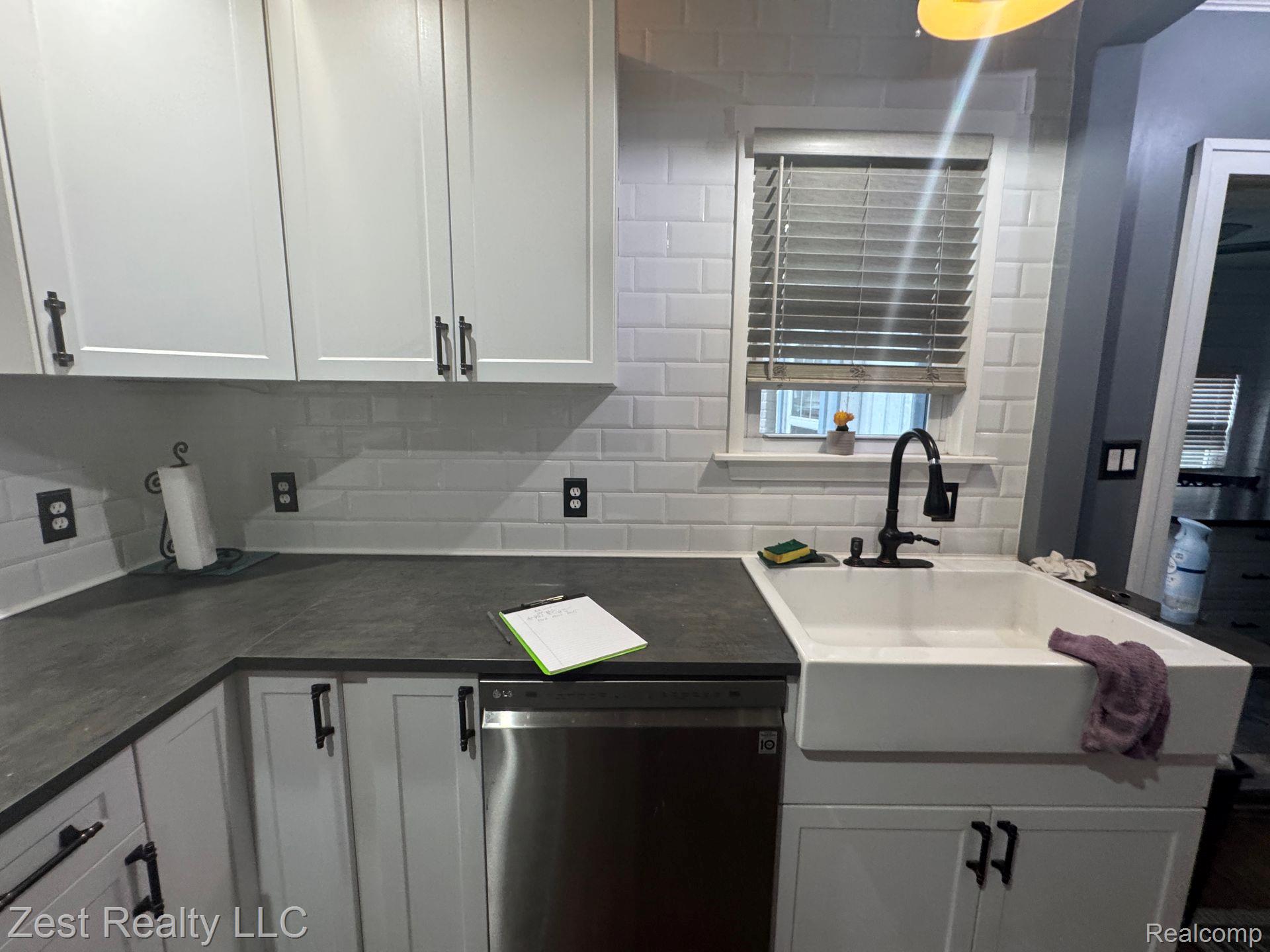 7807 Whittaker Street