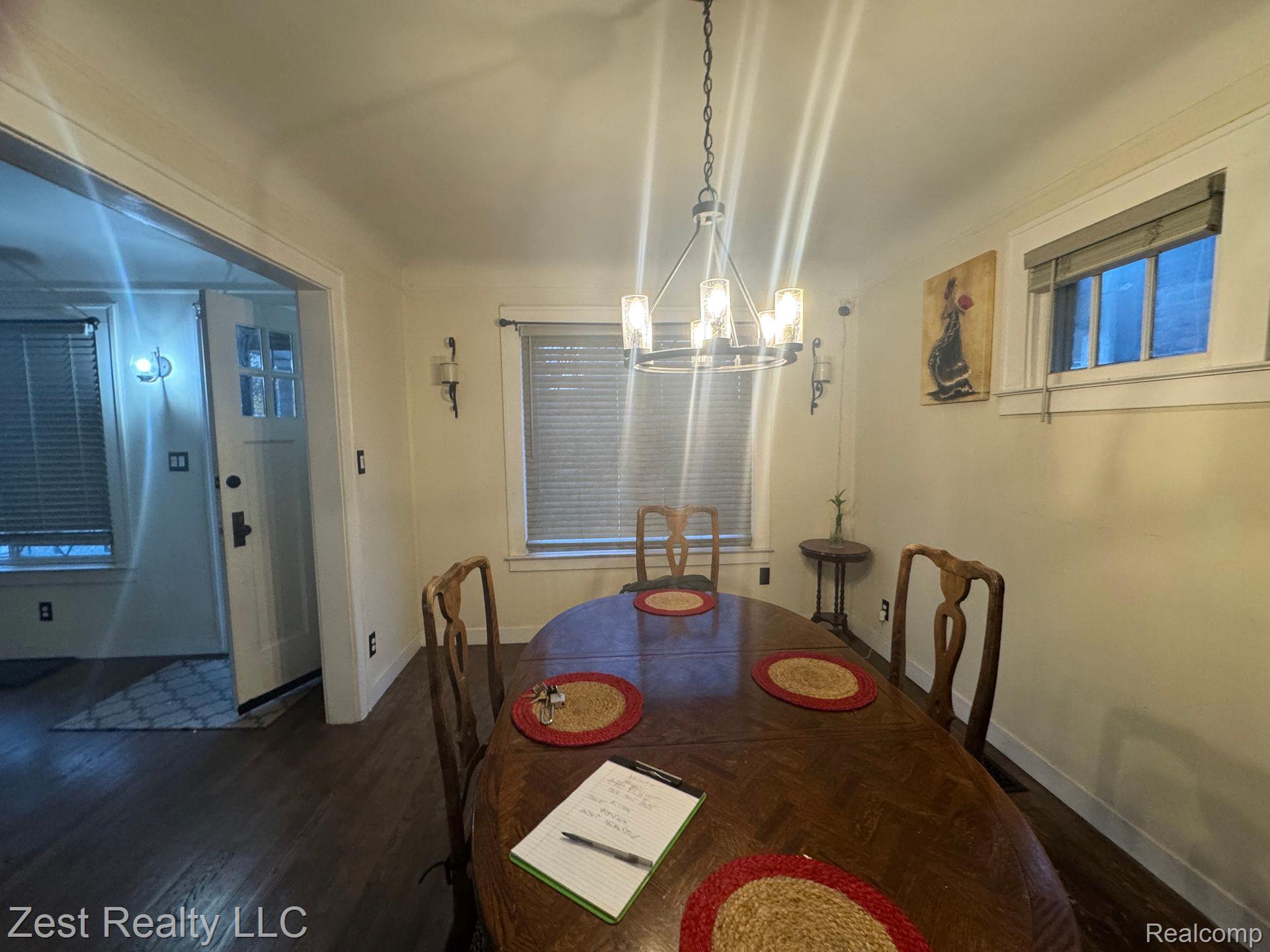 7807 Whittaker Street