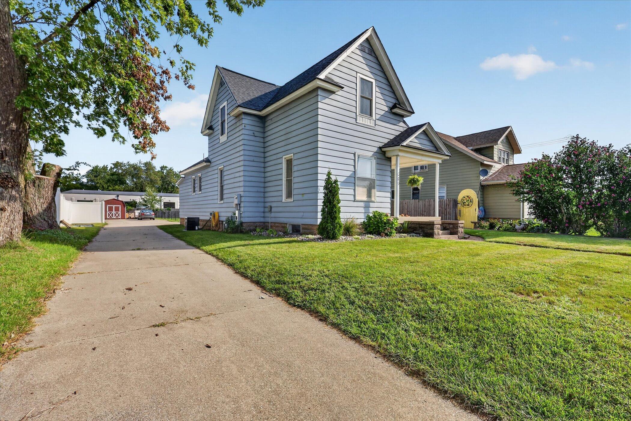 307 W Washington Avenue