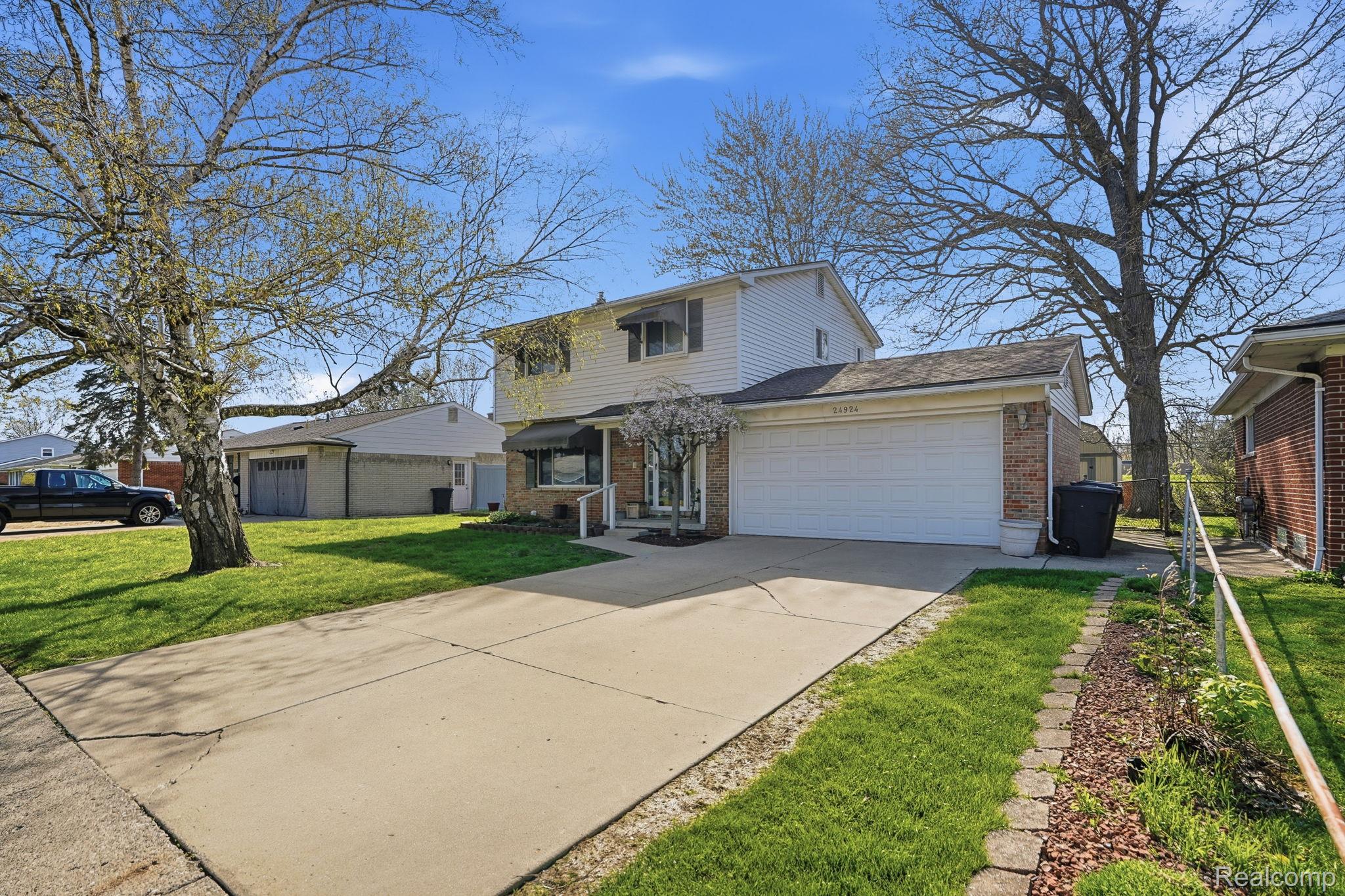 24924 W Magdalena Street
