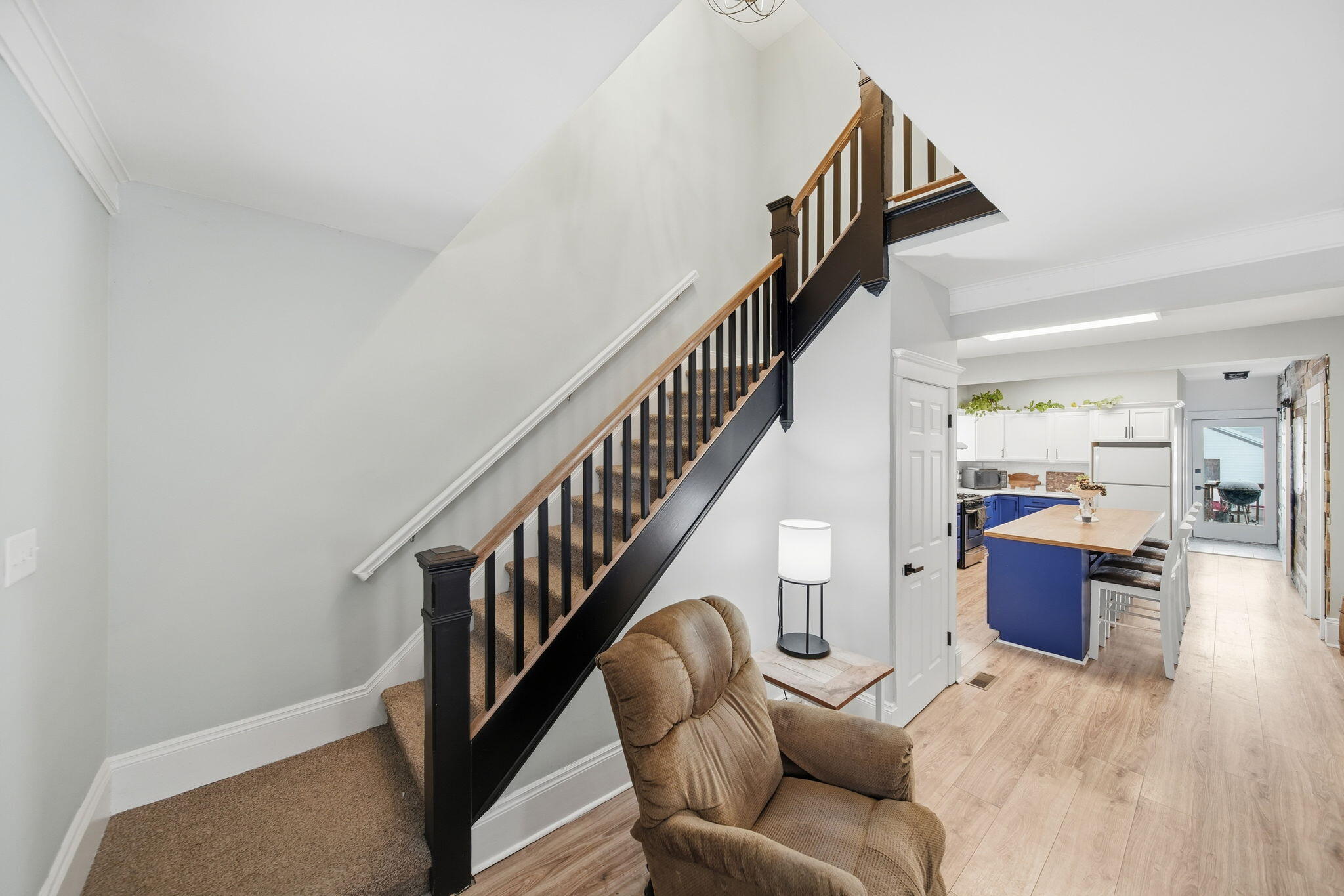 209 N Pleasant Street