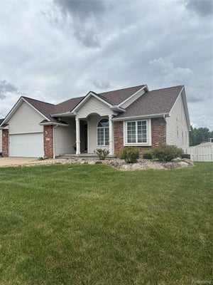 7129 PARKRIDGE PKWY, SWARTZ CREEK, MI 48473 - Image ded0af43d3b3d5a9238ece7b1c1cd921/924488664