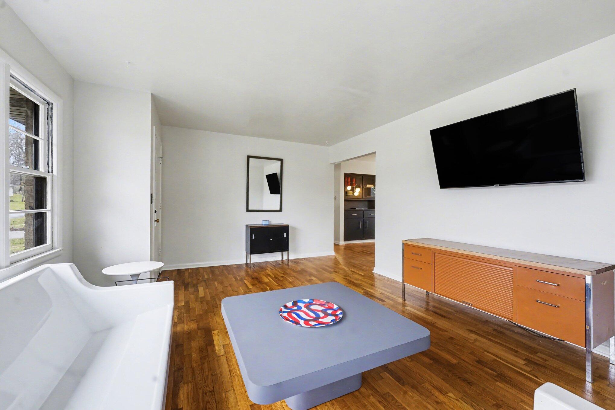 896 Bailey Park Drive NE