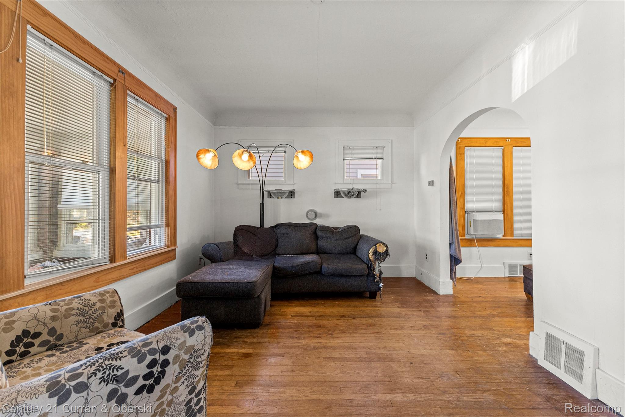 823 Saint John Street